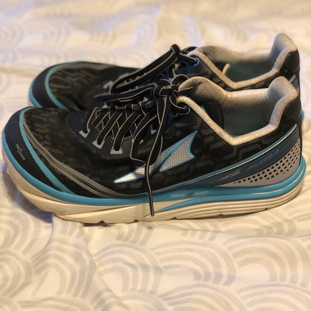 Altra Torin IQ Running Shoes